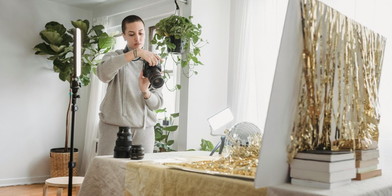 Scroll-Stopping Spaces: Budget Lighting & Photo Tricks for an Instagram-Worthy Home