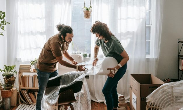 Seasonal Home Refreshes Are Replacing Expensive Makeovers