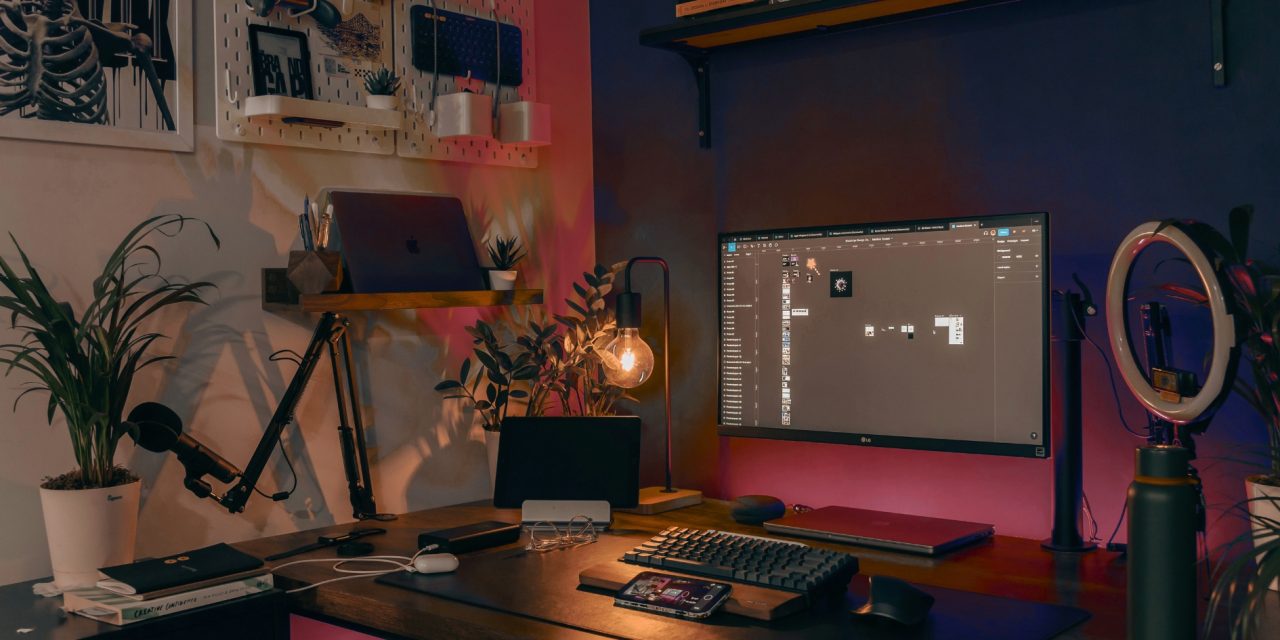 Smart Tech Upgrades That Instantly Make Your Workspace Feel More Expensive