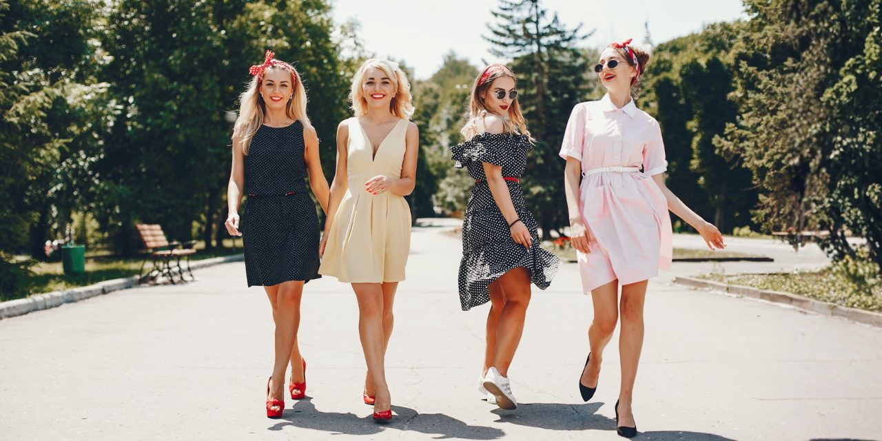 Why Seasonal Fashion Trends Fade Faster Than Timeless Style 